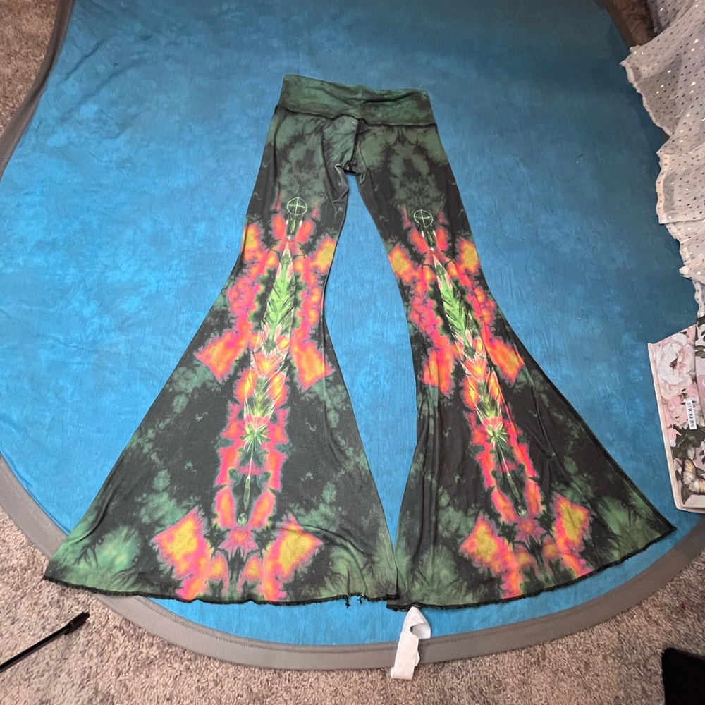 Teeki bell bottom pants